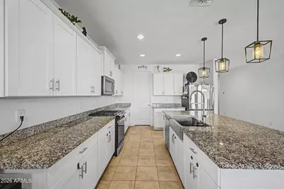 11014 W Marguerite Avenue, Tolleson, AZ 85353 - Photo 5