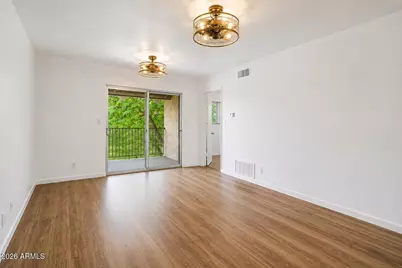 5525 E Thomas Road #R13, Phoenix, AZ 85018 - Photo 3