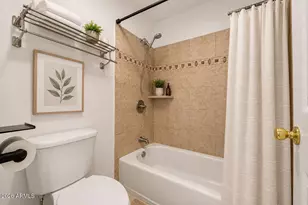 5525 E Thomas Rd, Phoenix, AZ 85018 - Photo 9