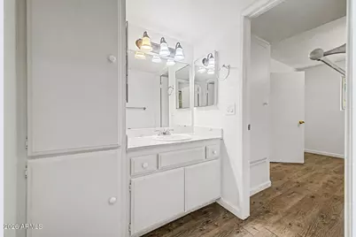 5525 E Thomas Road #R13, Phoenix, AZ 85018 - Photo 11