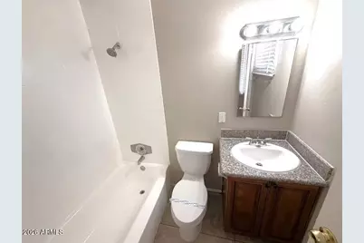 5318 W Windsor Ave, Way, Phoenix, AZ 85035 - Photo 5