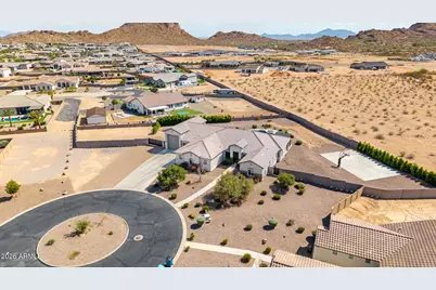 549 W Haxtun Street, San Tan Valley, AZ 85143 - Photo 73