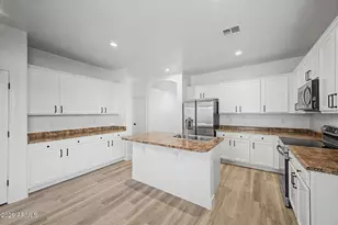 11921 W Monte Vista Rd, Avondale, AZ 85392 - Photo 13