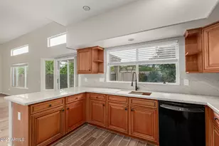 4522 E Rowel Rd, Phoenix, AZ 85050 - Photo 23