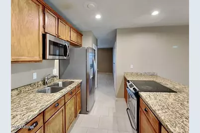 5047 W Tuckey Ln Way, Glendale, AZ 85301 - Photo 3