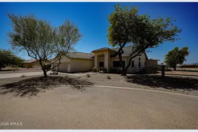 10529 W Bel Air Circle, Casa Grande, AZ 85194 - Photo 11