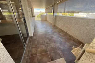 1301 E Rowlands Ln, Phoenix, AZ 85022 - Photo 17