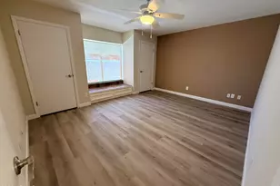 1301 E Rowlands Ln, Phoenix, AZ 85022 - Photo 23
