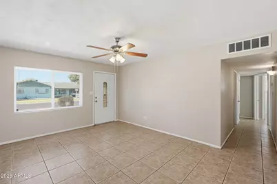 2416 W Stella Lane, Phoenix, AZ 85015 - Photo 3