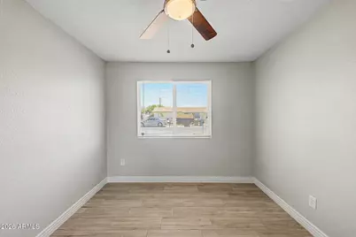 4044 W Burgess Lane, Phoenix, AZ 85041 - Photo 21
