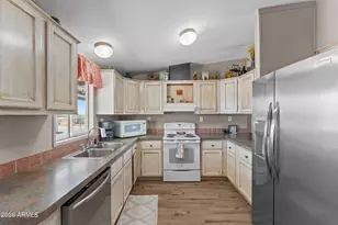 27565 S Clydesdale Ave, Congress, AZ 85332 - Photo 5