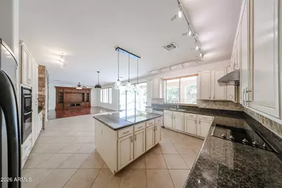 2407 E Glacier Place, Chandler, AZ 85249 - Photo 41