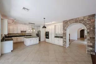 2407 E Glacier Pl, Chandler, AZ 85249 - Photo 33