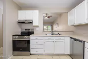 930 N Mesa Dr, Mesa, AZ 85201 - Photo 11