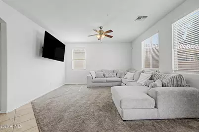 42592 W Somerset Drive, Maricopa, AZ 85138 - Photo 11