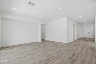24040 N 25th St, Phoenix, AZ 85024 - Photo 25