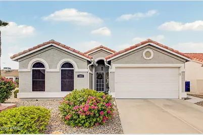 1902 E Colonial Drive, Chandler, AZ 85249 - Photo 1