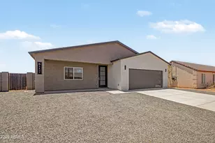 9435 W Concordia Dr, Arizona City, AZ 85123 - Photo 3