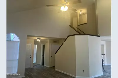 530 E Kerry Lane, Phoenix, AZ 85024 - Photo 9