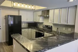530 E Kerry Ln, Phoenix, AZ 85024 - Photo 23