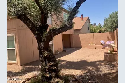 530 E Kerry Lane, Phoenix, AZ 85024 - Photo 31