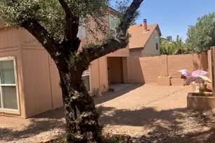 530 E Kerry Ln, Phoenix, AZ 85024 - Photo 31