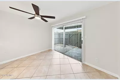 9054 N 51st Lane, Glendale, AZ 85302 - Photo 9