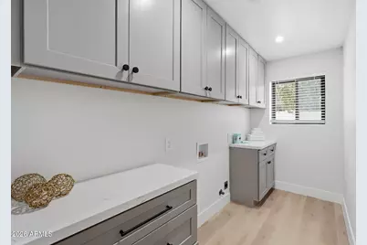 7625 N 39th Avenue, Phoenix, AZ 85051 - Photo 13