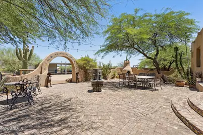 39507 N 10th Street, Phoenix, AZ 85086 - Photo 35