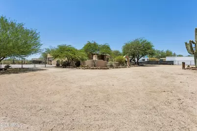 39507 N 10th Street, Phoenix, AZ 85086 - Photo 43