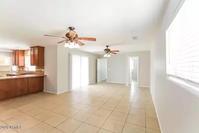 401 E Fremont Dr, Drive, Tempe, AZ 85282 - Photo 3
