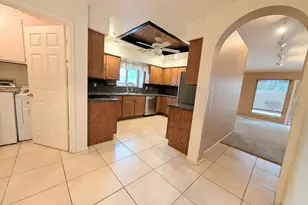 4240 E Amberwood Dr, Phoenix, AZ 85048 - Photo 7