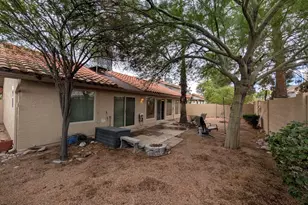4240 E Amberwood Dr, Phoenix, AZ 85048 - Photo 23