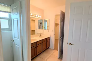 4240 E Amberwood Dr, Phoenix, AZ 85048 - Photo 13
