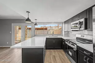 7833 N 49th Ave, Glendale, AZ 85301 - Photo 15