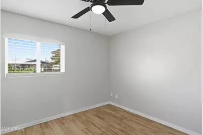 5630 W Wilshire Drive, Phoenix, AZ 85035 - Photo 13