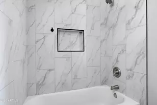 5630 W Wilshire Dr, Phoenix, AZ 85035 - Photo 5