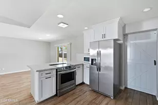 5630 W Wilshire Dr, Phoenix, AZ 85035 - Photo 3