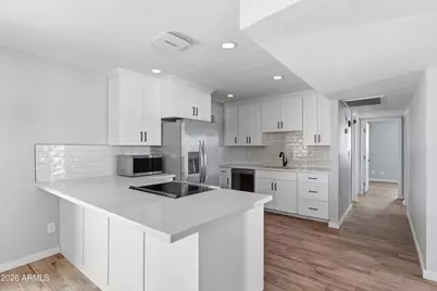 5630 W Wilshire Drive, Phoenix, AZ 85035 - Photo 1