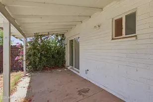 5630 W Wilshire Dr, Phoenix, AZ 85035 - Photo 9