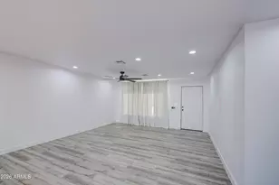 6239 N 31st Dr, Phoenix, AZ 85017 - Photo 9