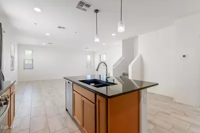 5818 W Encinas Lane, Phoenix, AZ 85043 - Photo 31