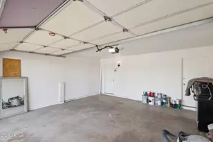 735 E Manhatton Dr, Tempe, AZ 85282 - Photo 29