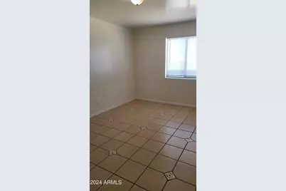 6111 W Cambridge Avenue, Phoenix, AZ 85035 - Photo 5