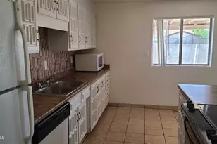 6111 W Cambridge Ave, Phoenix, AZ 85035 - Photo 3