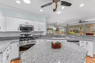 15427 W Gunsight Dr, Sun City West, AZ 85375 - Photo 21