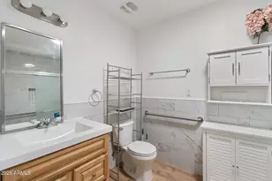 2631 E Vista Dr, Phoenix, AZ 85032 - Photo 35