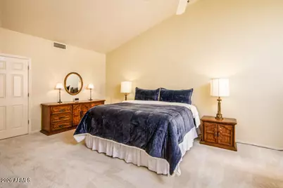 10929 E Spring Creek Road, Sun Lakes, AZ 85248 - Photo 11
