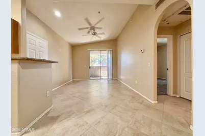 2929 W Yorkshire Drive #Unit 2020, Phoenix, AZ 85027 - Photo 5