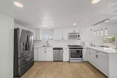 2650 W Union Hills Drive #51, Phoenix, AZ 85027 - Photo 11
